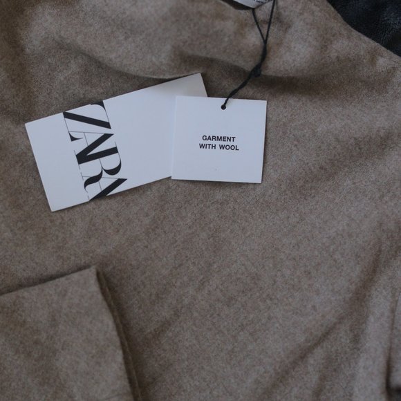 NWT BEIGE TAUPE BROWN FITTED WOOL BLEND TOP. - Picture 5 of 11